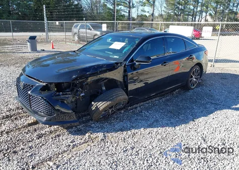 2019 Toyota Avalon Touring z USA, uszkodzony, nr VIN 4T1BZ1FB4KU009885